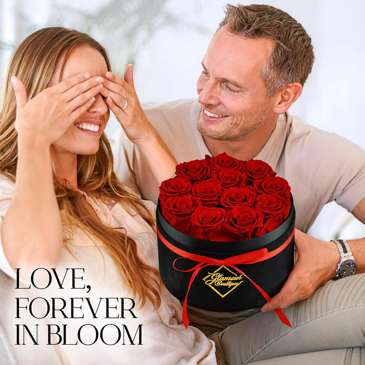 Eternal Prestige Velvet Black | 12 Red Roses